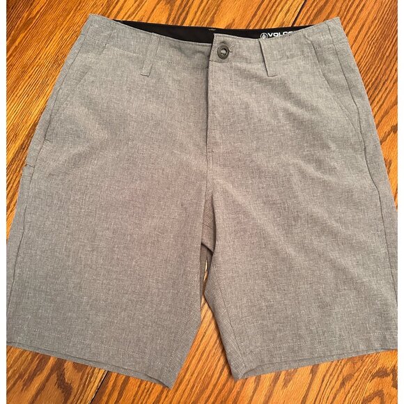 Volcom gray surf & turf mens shorts size 32 - Picture 1 of 5